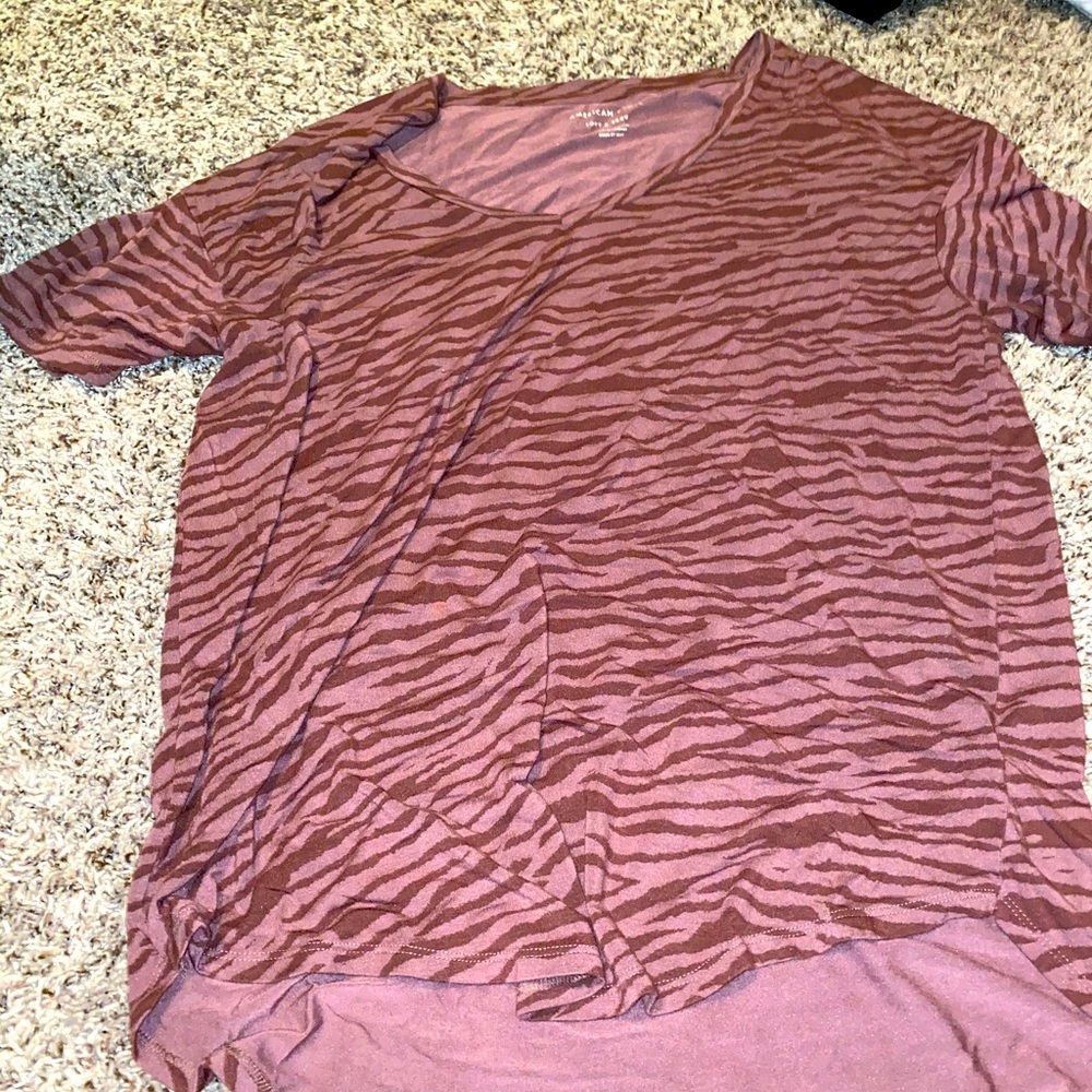 Soft & sexy AE purple zebra striped T MEDIUM